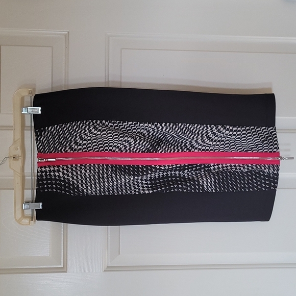 Bisou Bisou zipper pencil skirt - Picture 2 of 8